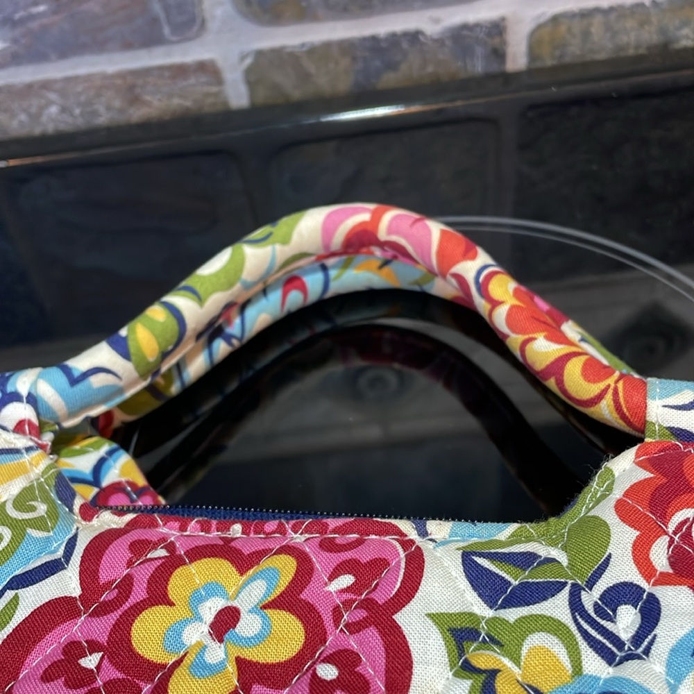 Vera Bradley Hope Garden Satchel retired pattern nice size and bright colors - Picture 8 of 10
